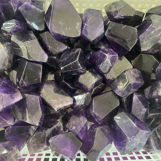 1kg Amethyst freeform