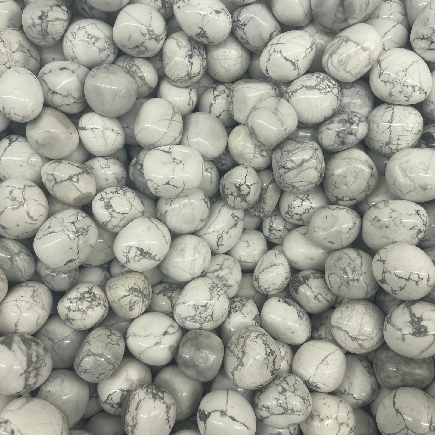 1kg Howlite tumble