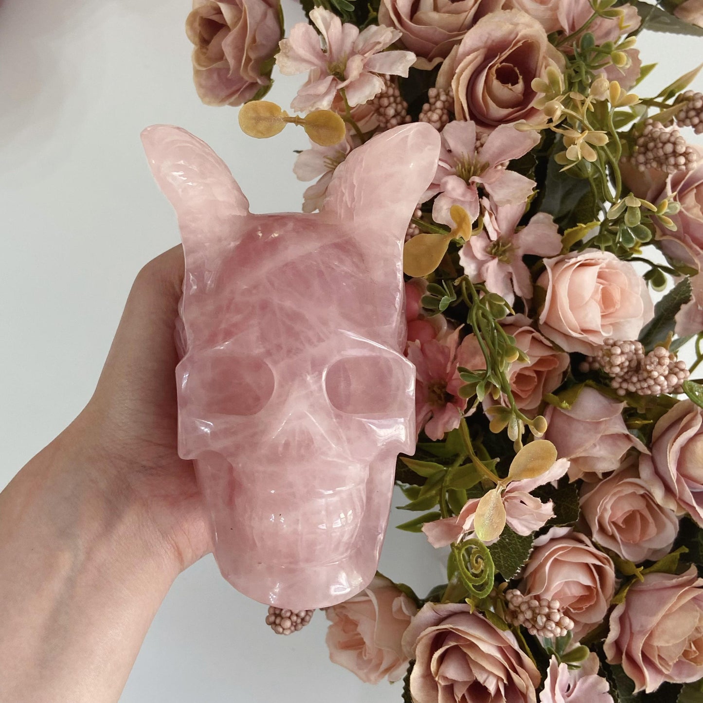 Hand-Carved Rose Quartz Skull With Horns Adult Skull Model Halloween Decoration