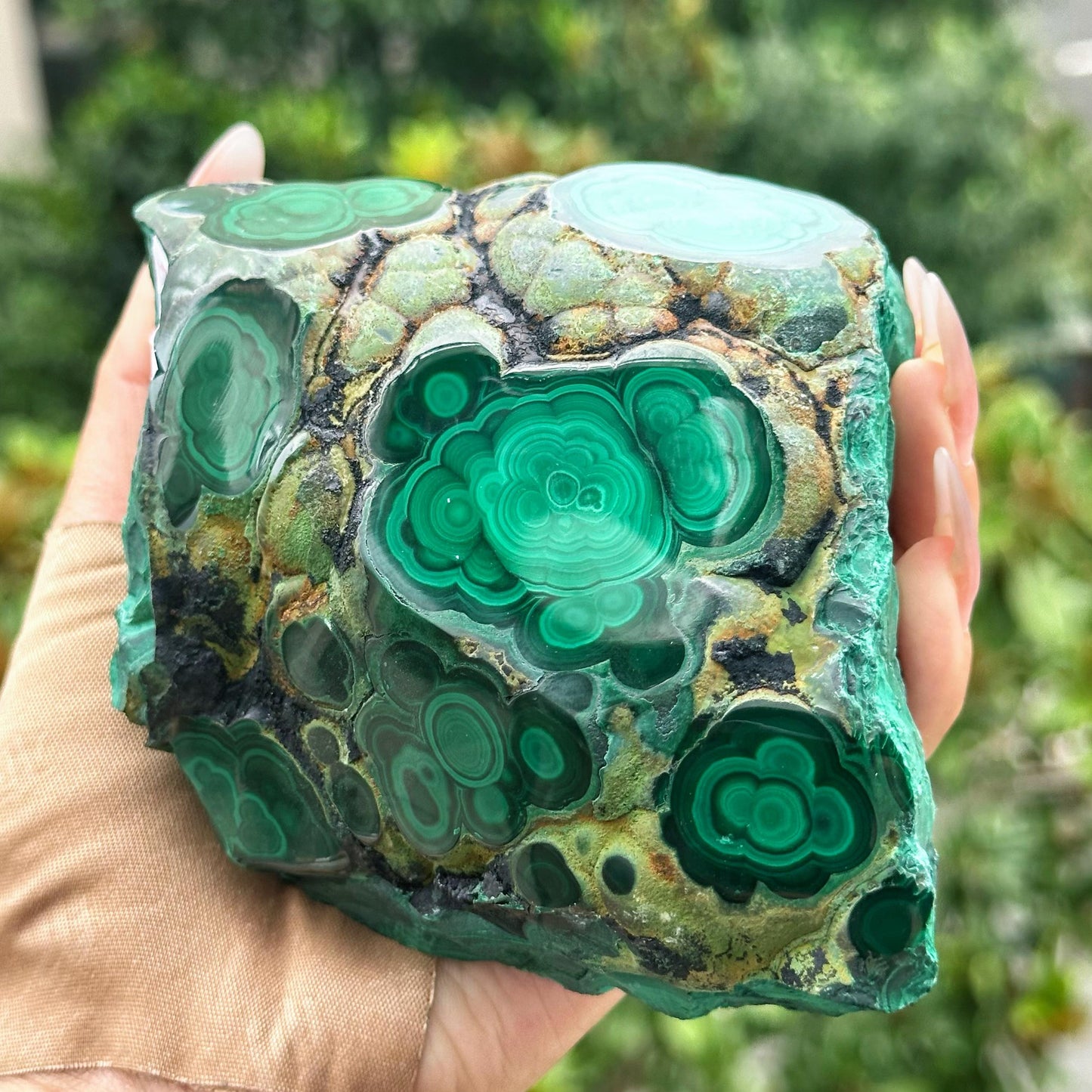 Malachite raw stone