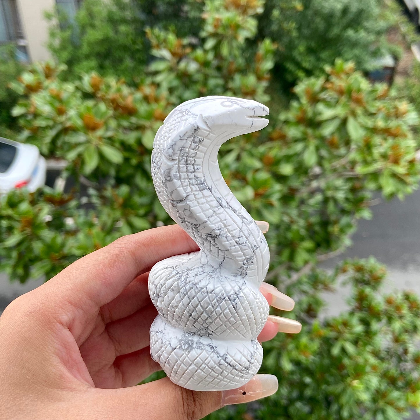 Howlite Snake Statue Hand Carved Healing Crystal Gemstone Animal Statue