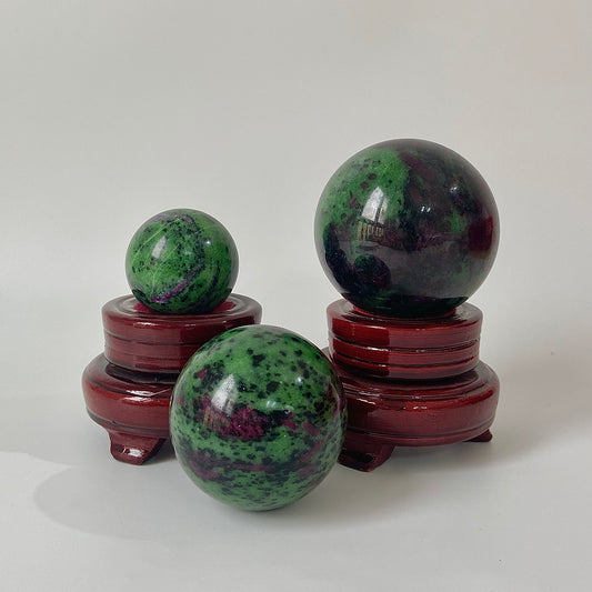 1kg Wholesale Ruby in zoisite sphere