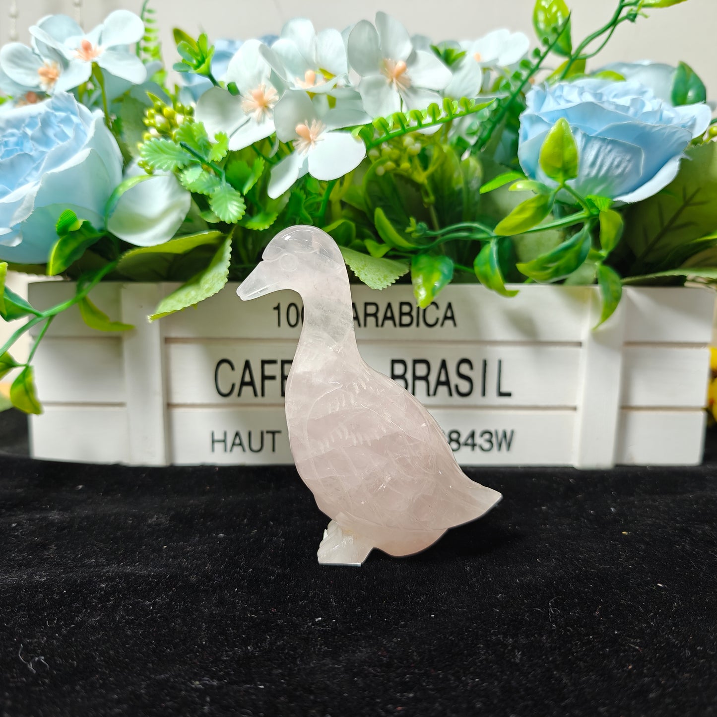 Hand Carved Rose Quartz Duck For Decoration And Gift