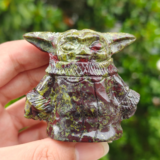 Hand Carved Dragon Blood Yoda For Decoration And Gift