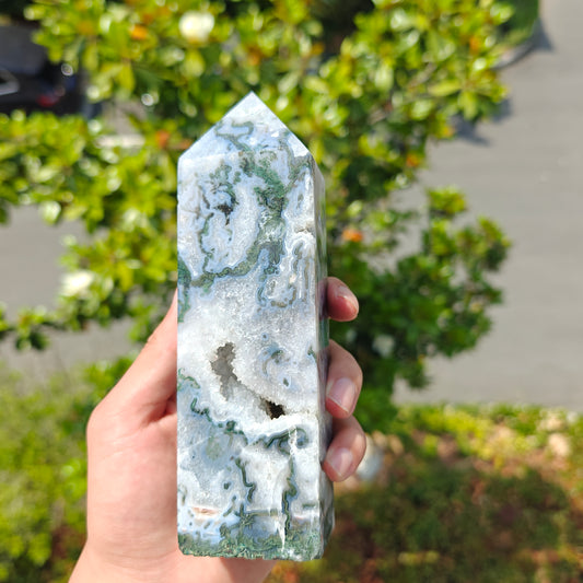 Carved Moss Agate Tower For Decoration And Gift