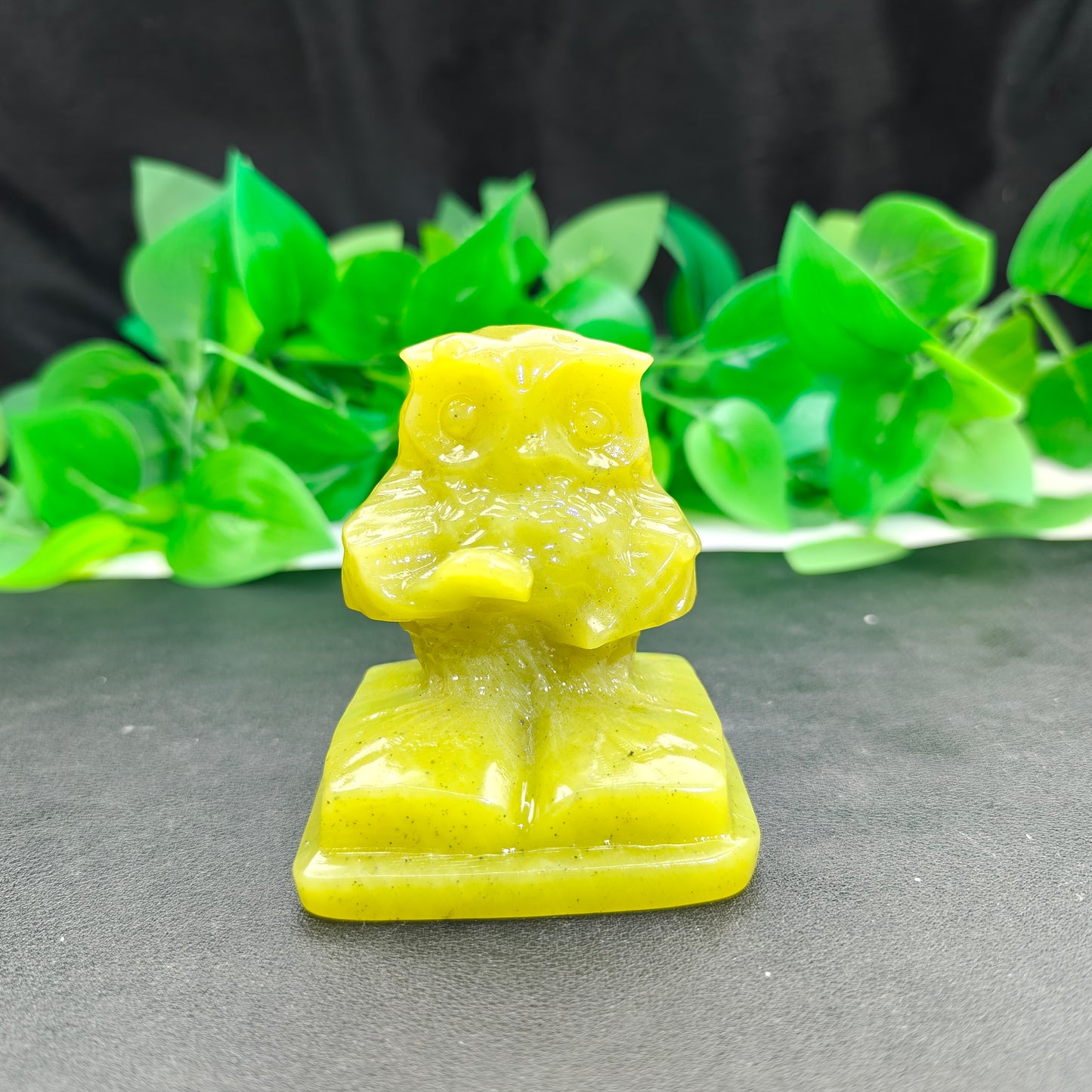 Hand Carved Lemon Jade Owl For Decoration And Gift