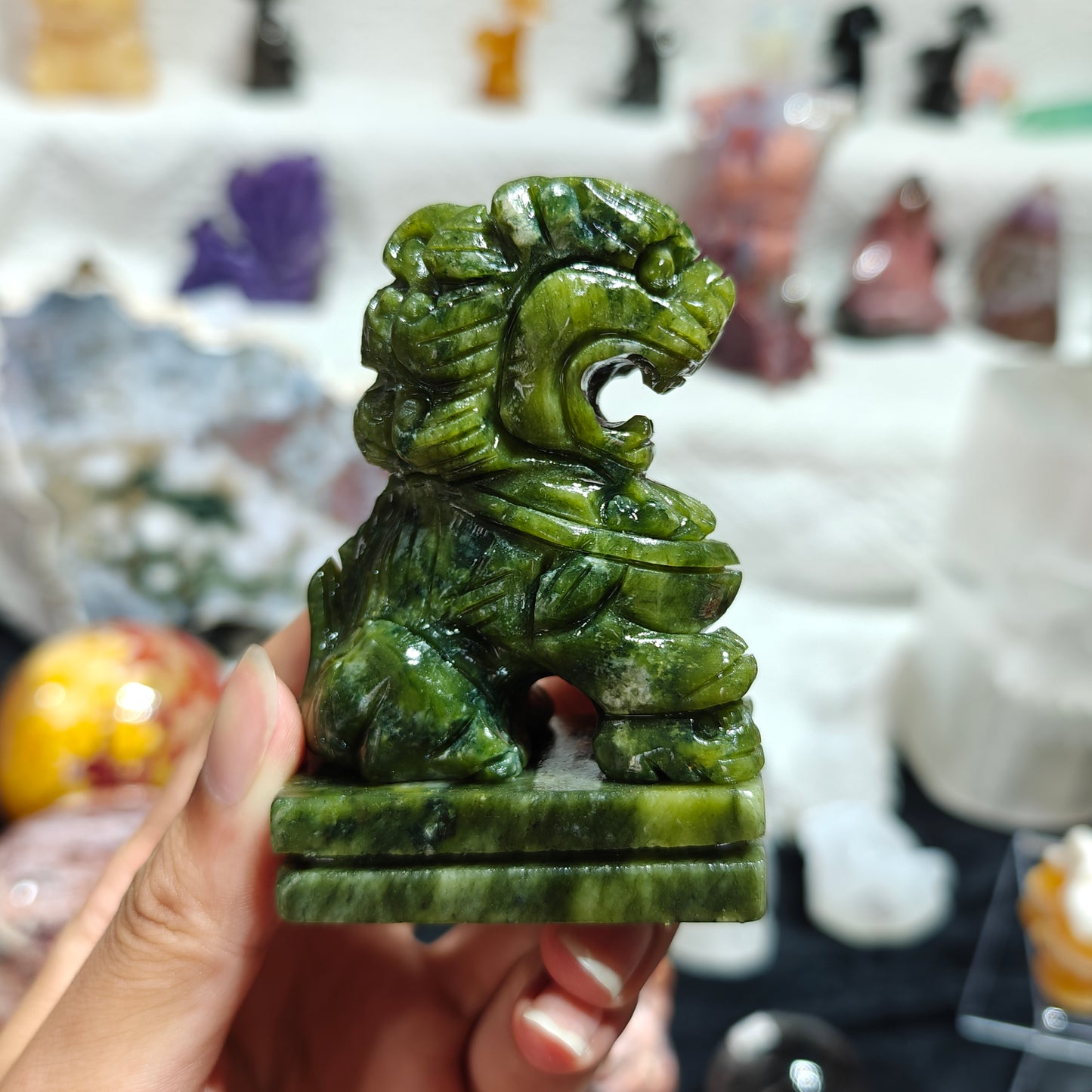 Hand Carved Xiuyan Jade Lion For Decoration And Gift