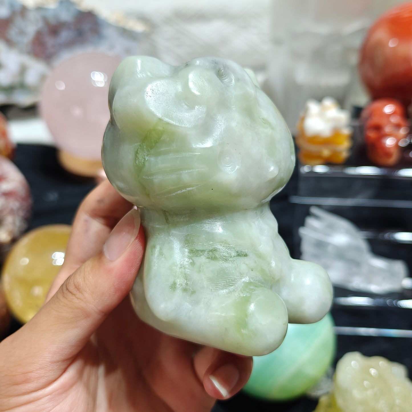 Hand Carved Xiuyan Jade Hellokitty For Decoration And Gift