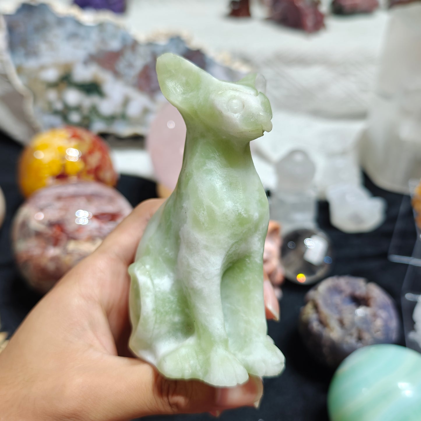 Hand Carved Xiuyan Jade Sphynx Cat For Decoration And Gift