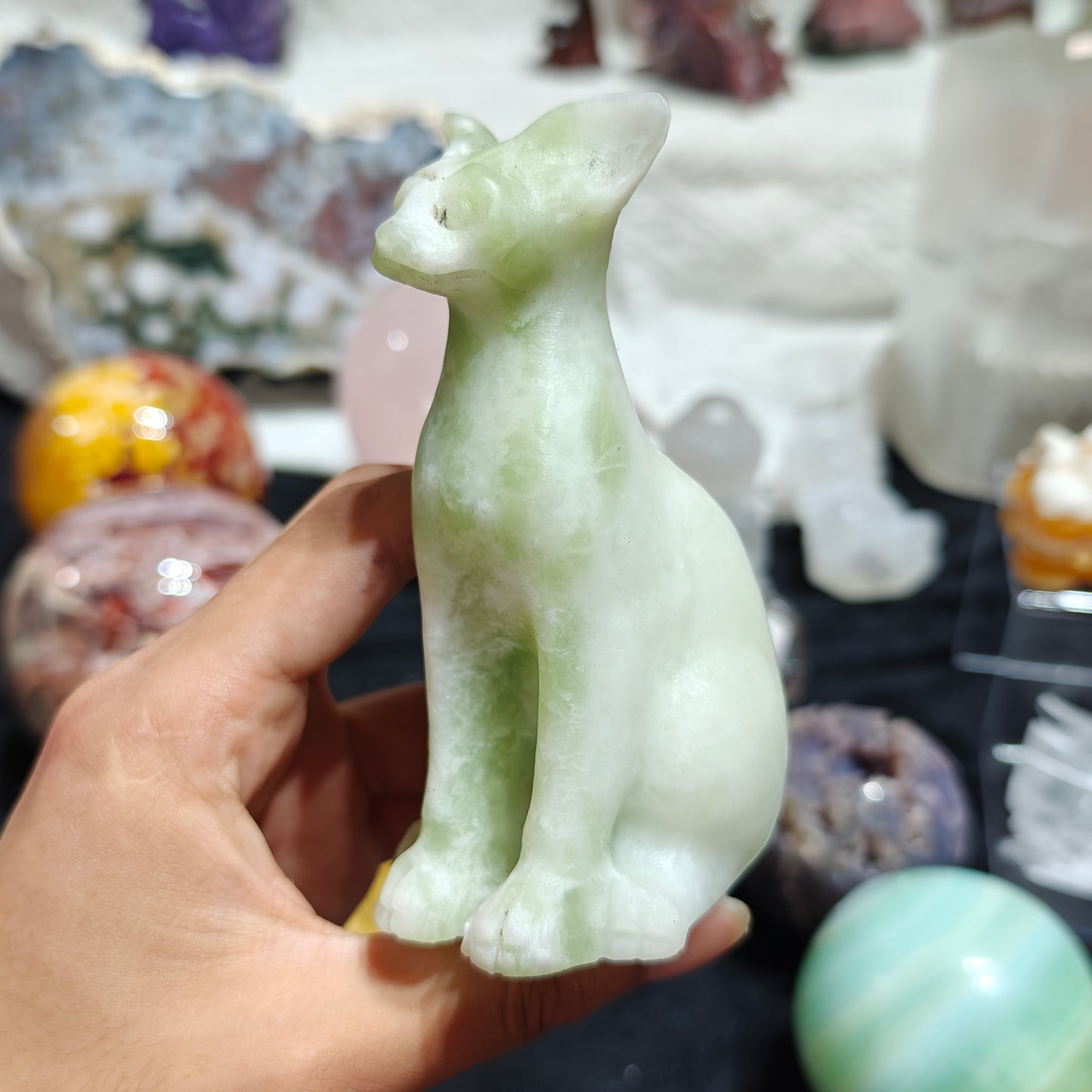 Hand Carved Xiuyan Jade Sphynx Cat For Decoration And Gift