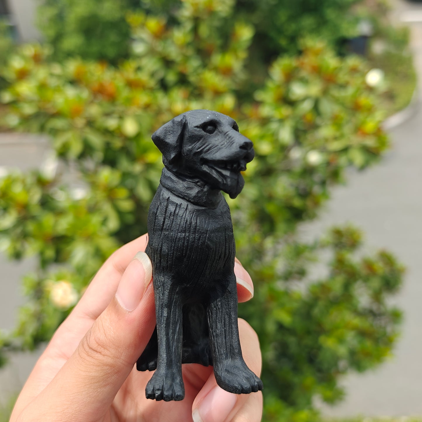 Hand Carved Obsidian Labrador For Decoration And Gift