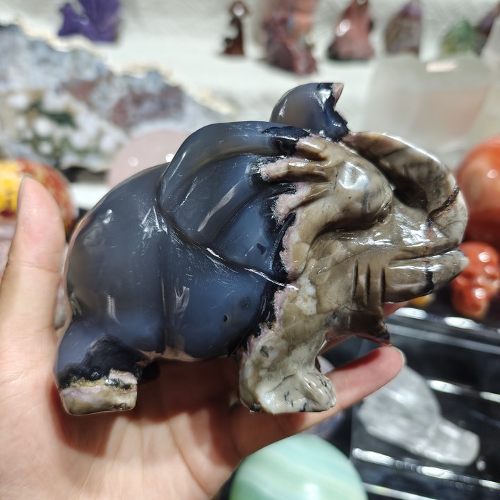 Hand Carved Volcano Agate Elephant For Decoration And Gift