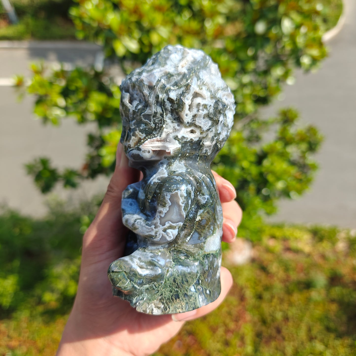 Hand Carved Moss Agate Buddha For Decoration And Gift