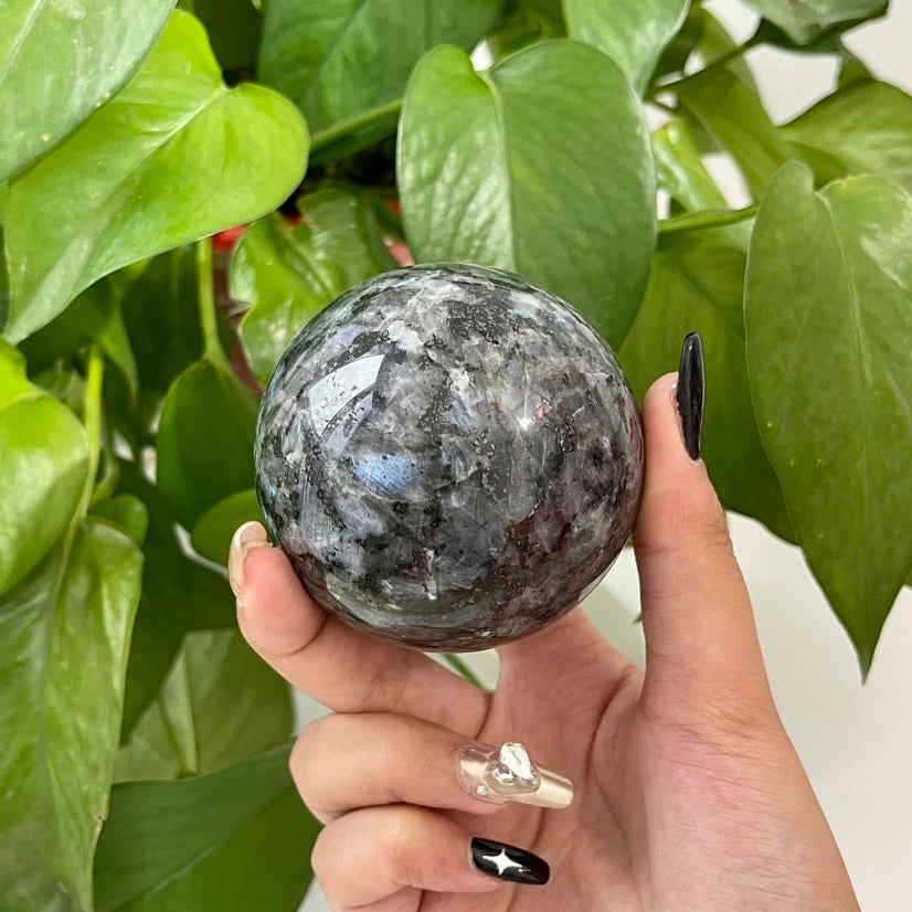 1kg Wholesale Que Sera Stone Sphere