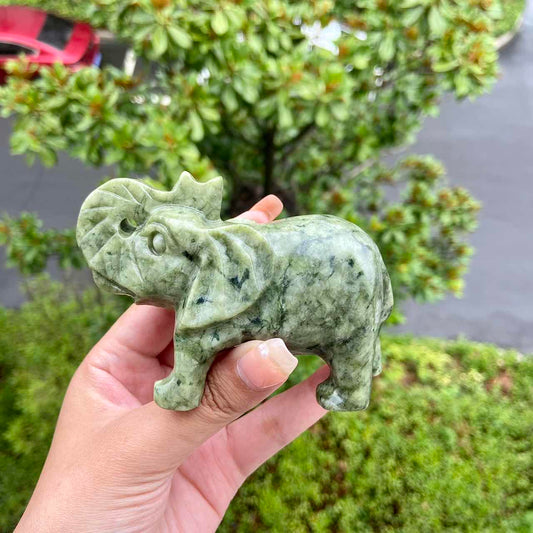 Xiuyu Jade Elephant Animal Totem Spiritual Stone Crystal Ornaments Collection Crystal Healing