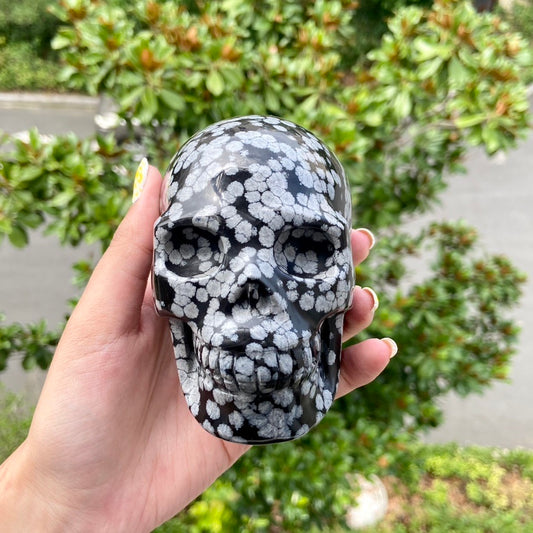 Snowflake Obsidian Skull Crystal Carving Home Decor Crafts Collectible Halloween Decoration