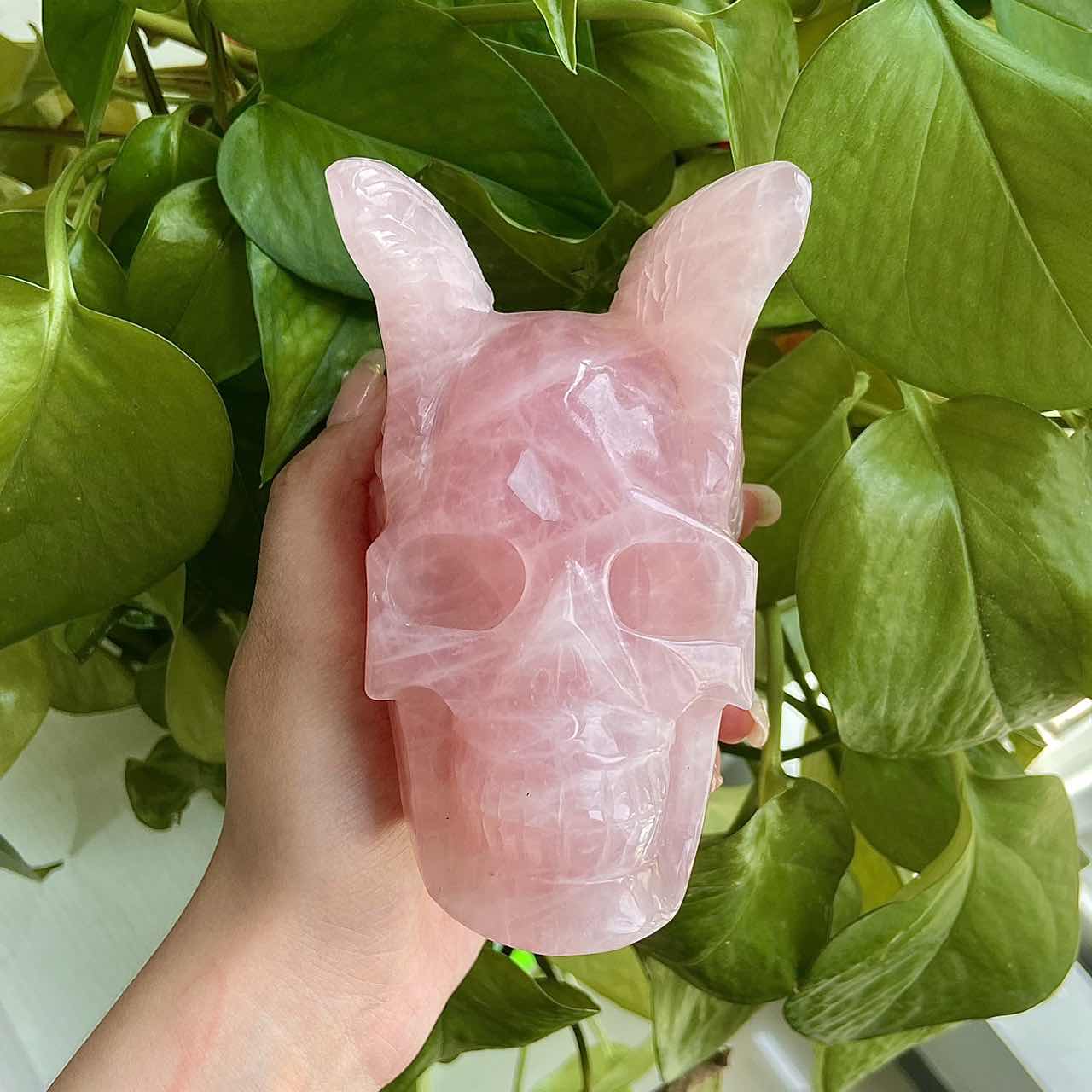 Hand-Carved Rose Quartz Skull With Horns Adult Skull Model Halloween Decoration