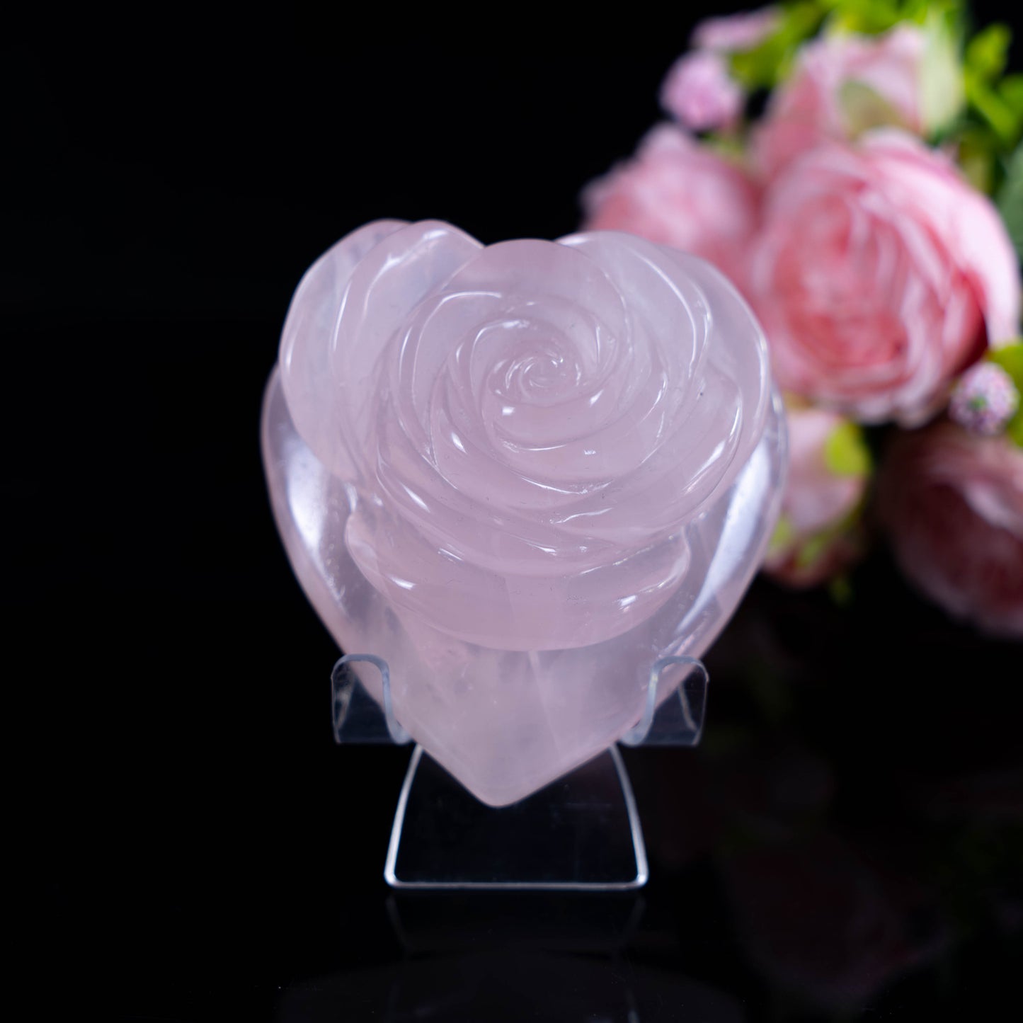 Hand Carved Healing Gemstone Crystals Rose Quartz crystal heart shaped rose Ornaments Decorations And Gifts