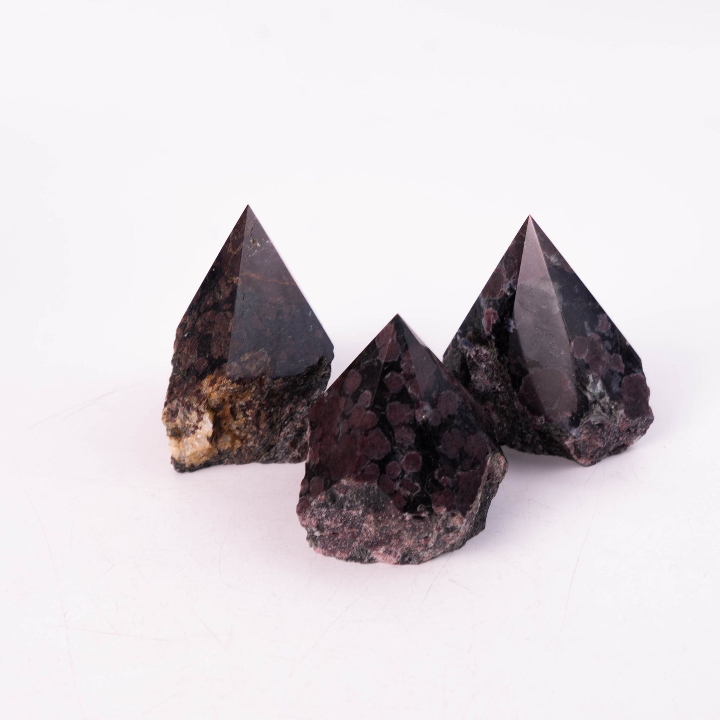 Garnet Raw Stone Single Point