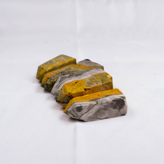 Bumblebee Obelisk Home Decoration Healing Stones