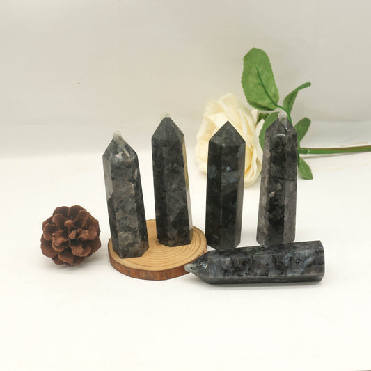 Larvikite Points