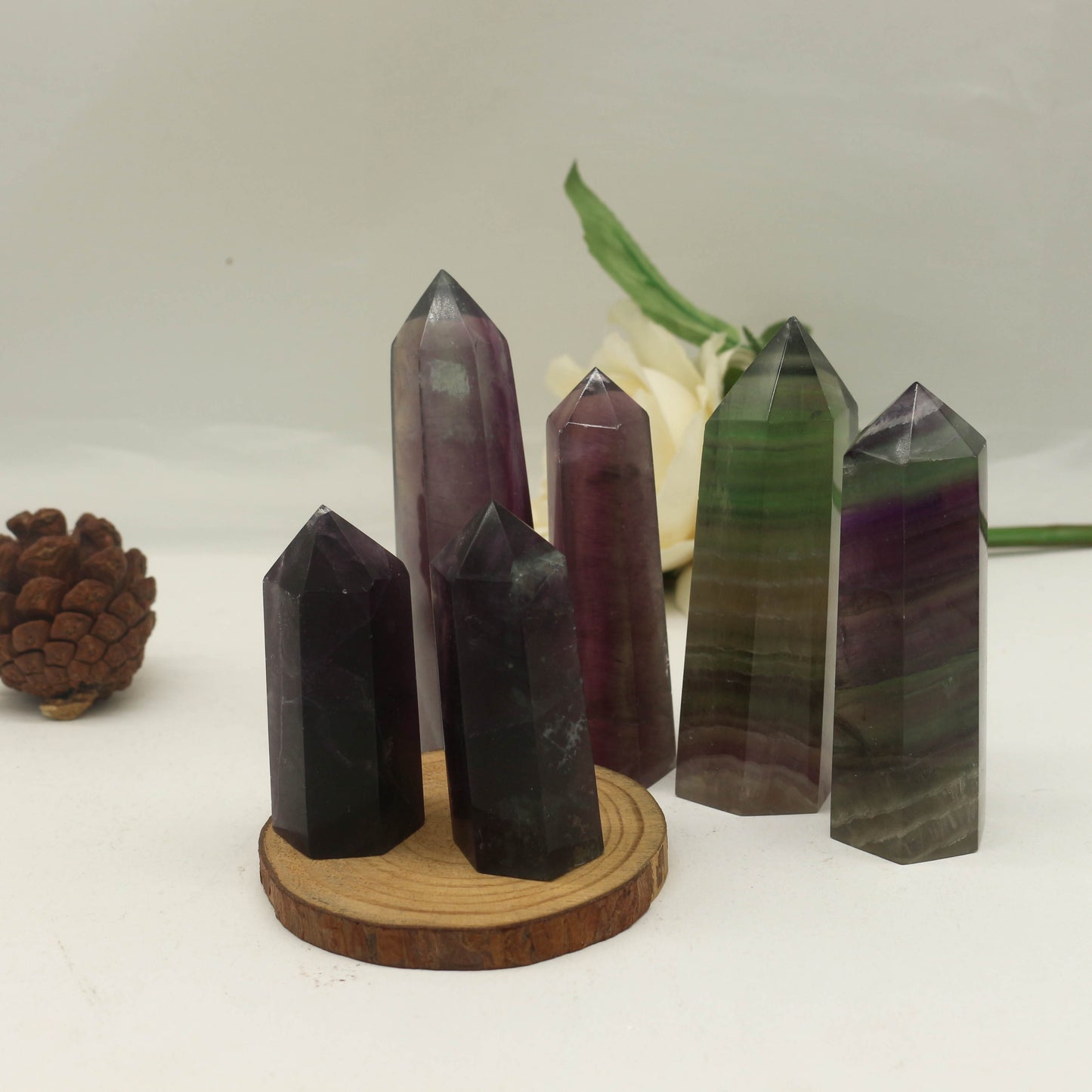 Colorful Fluorite Points Gemstone Reiki Healing Crystal Points Ornament for Home,Office Decoration