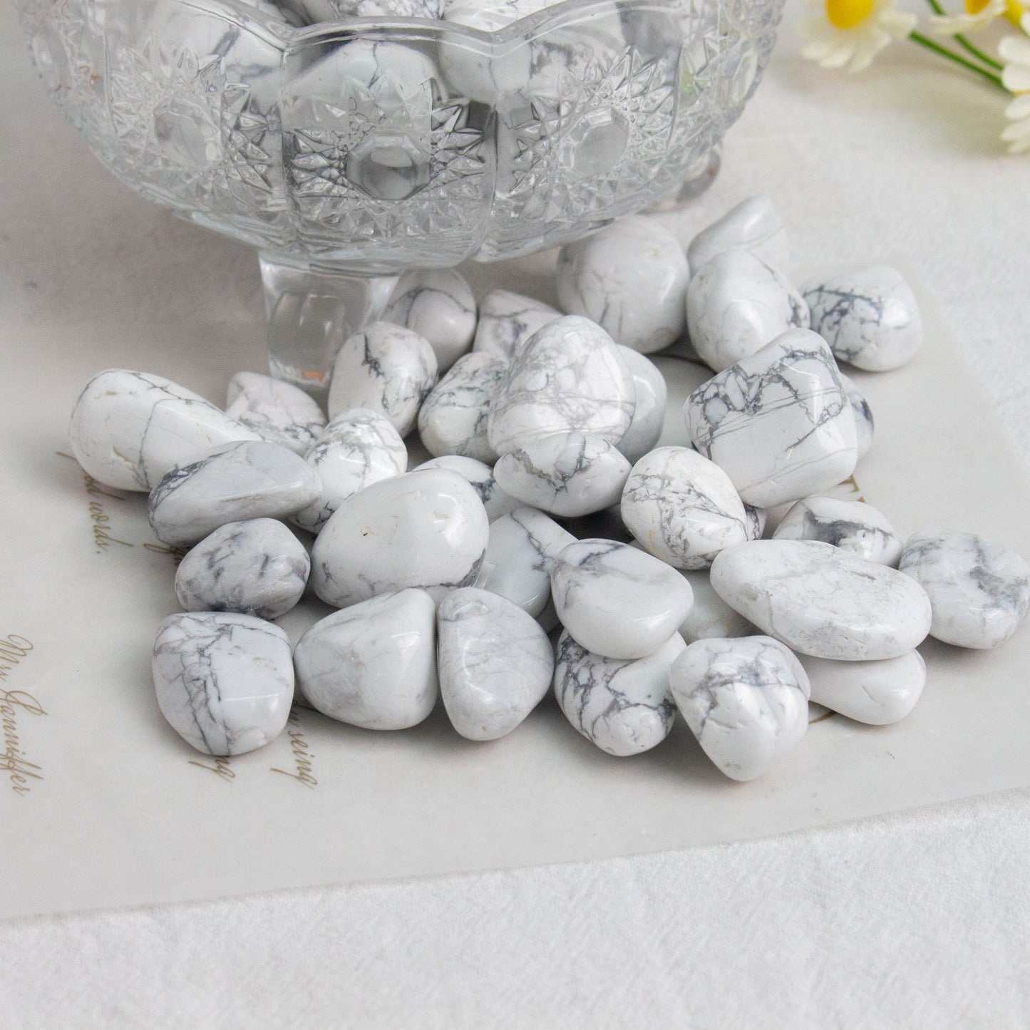 【TUMBLE STONES】Natural Howlite Tumble Stone