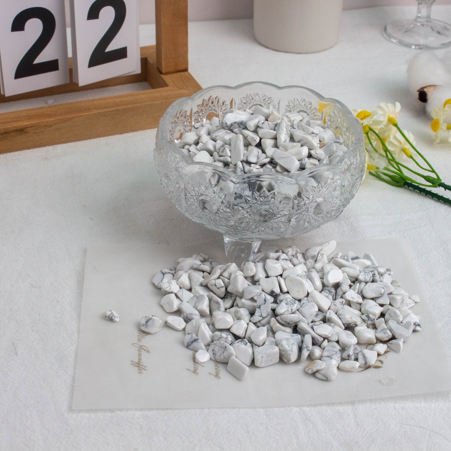 【CRYSTAL CHIPS】 Natural Howlite Chips