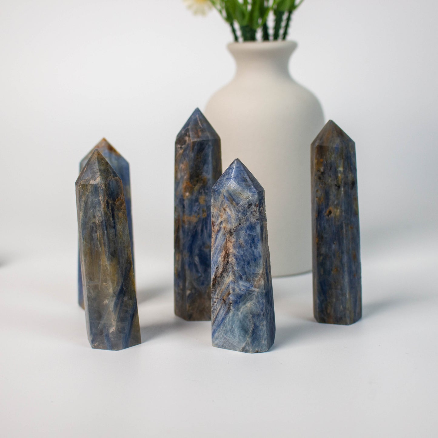 Kyanite Points