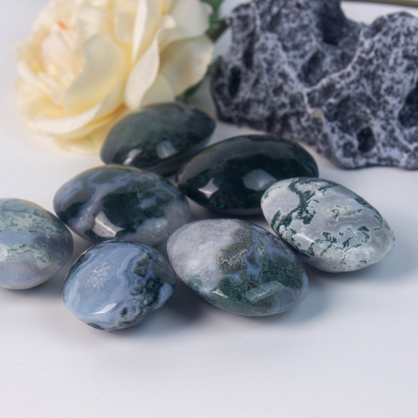 Moss Agate Palm Stone